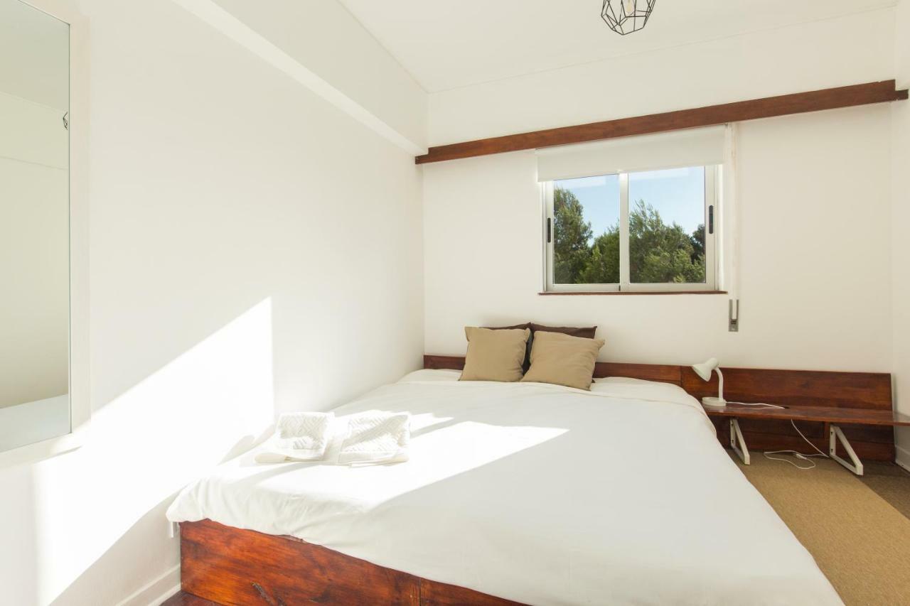 Carcavelos Beach Apartment Кашкайш Екстериор снимка