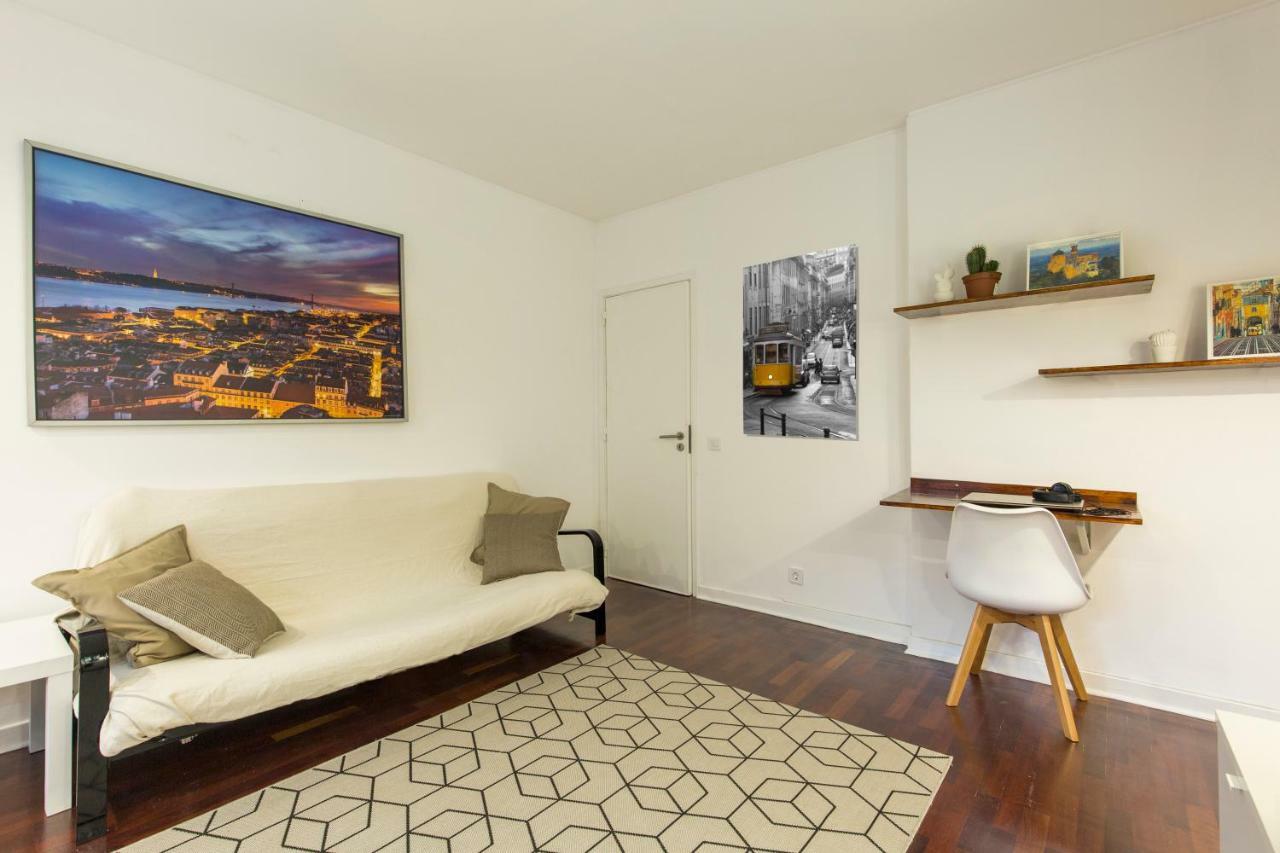 Carcavelos Beach Apartment Кашкайш Екстериор снимка